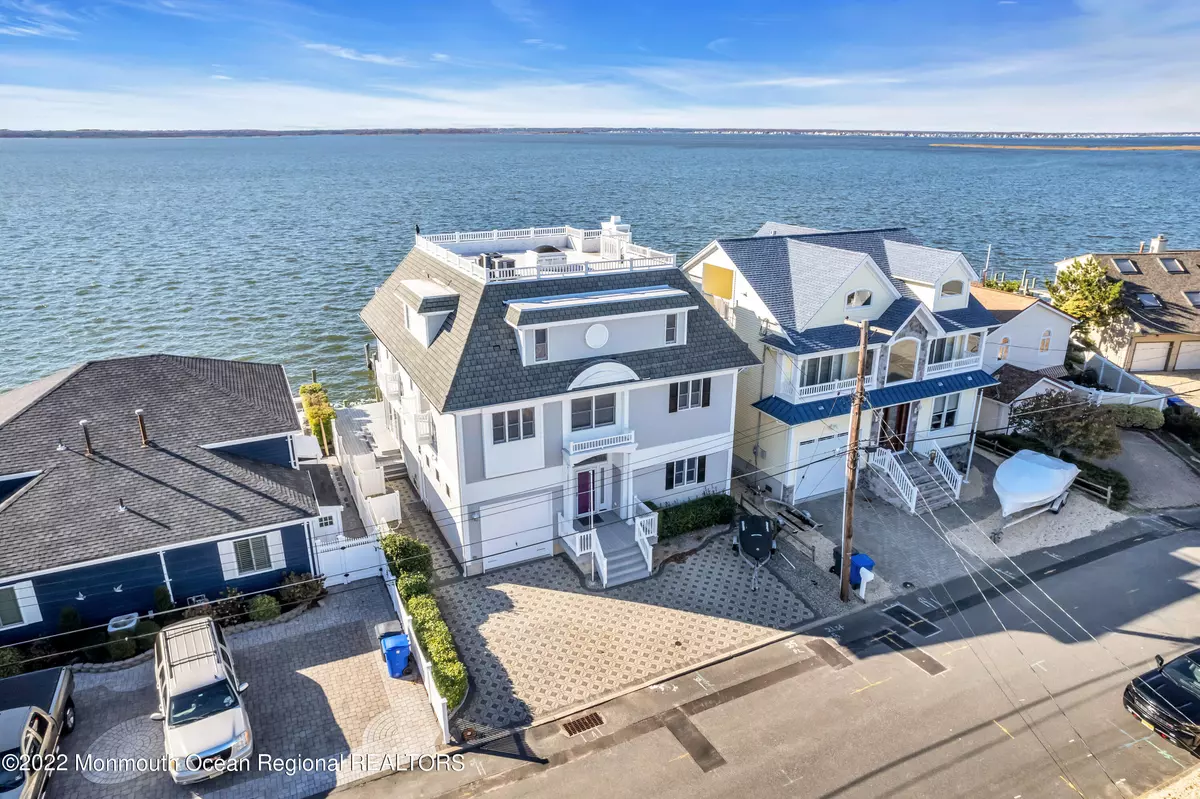 Lavallette, NJ 08735,273 Monterey Circle