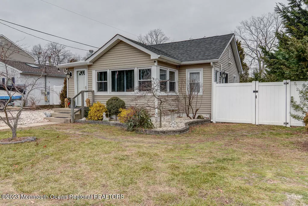 Brick, NJ 08723,22 Woodland Drive