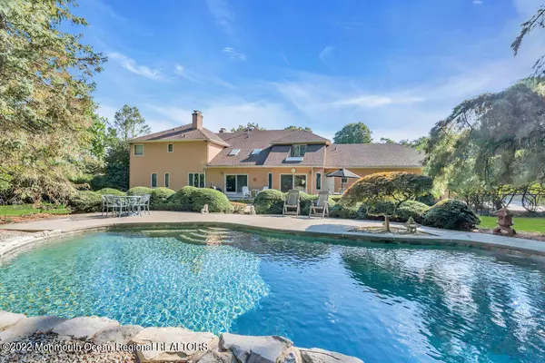 Holmdel, NJ 07733,26 Dora Lane