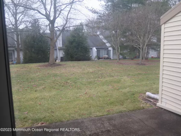 Englishtown, NJ 07726,92 Sunnymede Street