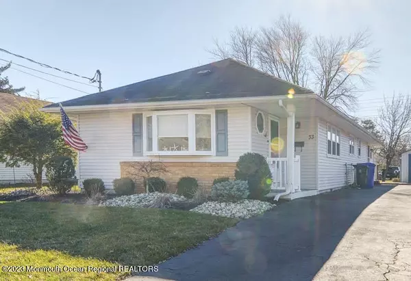 33 Allaire Drive, Toms River, NJ 08753