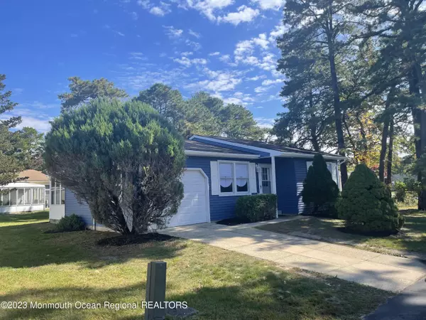 Whiting, NJ 08759,32 Hummingbird Lane