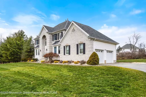 Millstone, NJ 08510,43 Carriage Way