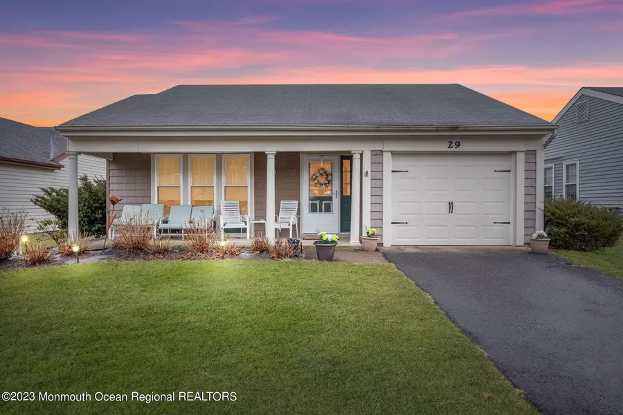 29 Flintshire Terrace, Manchester, NJ 08759