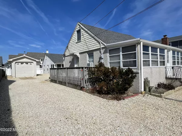 Lavallette, NJ 08735,139 Princeton Avenue #FRONT