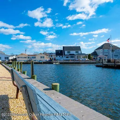 Toms River, NJ 08753,1833 Grant Wood Drive