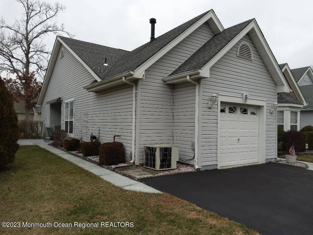Bayville, NJ 08721,102 Sandpiper Drive