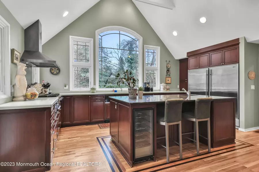 18 Ridge Road, Rumson, NJ 07760