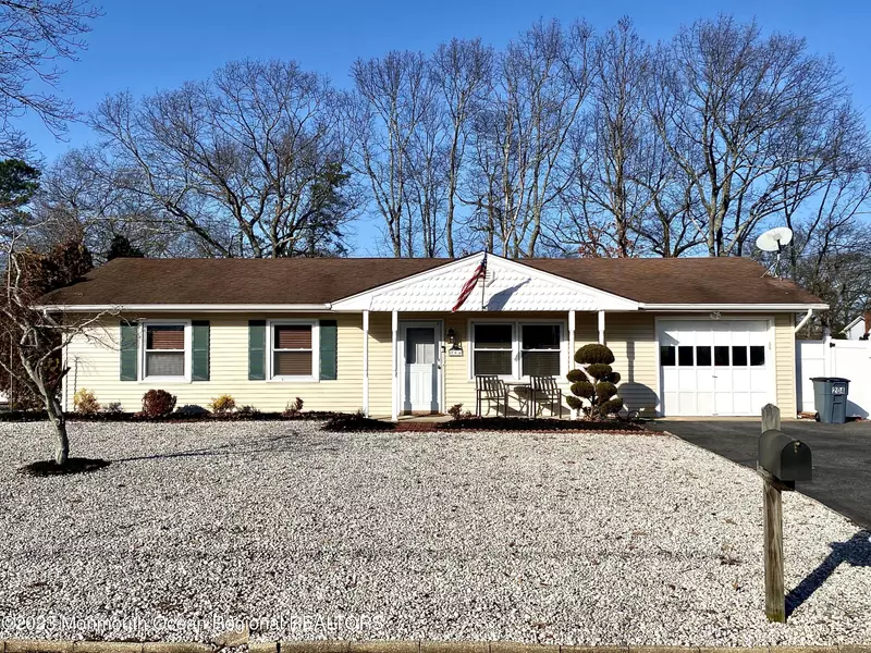204 Lawrence Drive, Lanoka Harbor, NJ 08734