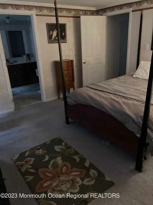 Whiting, NJ 08759,520 Momosa Drive