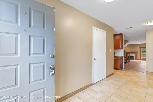 Matawan, NJ 07747,58 Lexington Circle