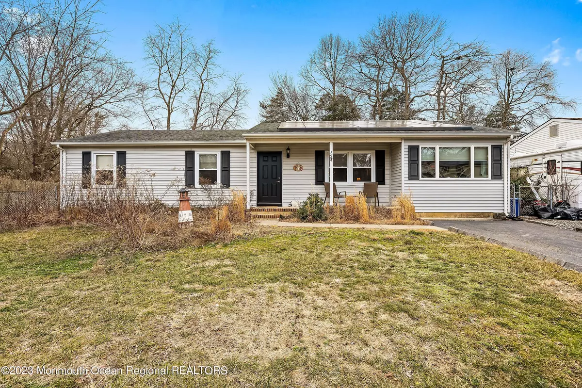 Lanoka Harbor, NJ 08734,506 Knollwood Court