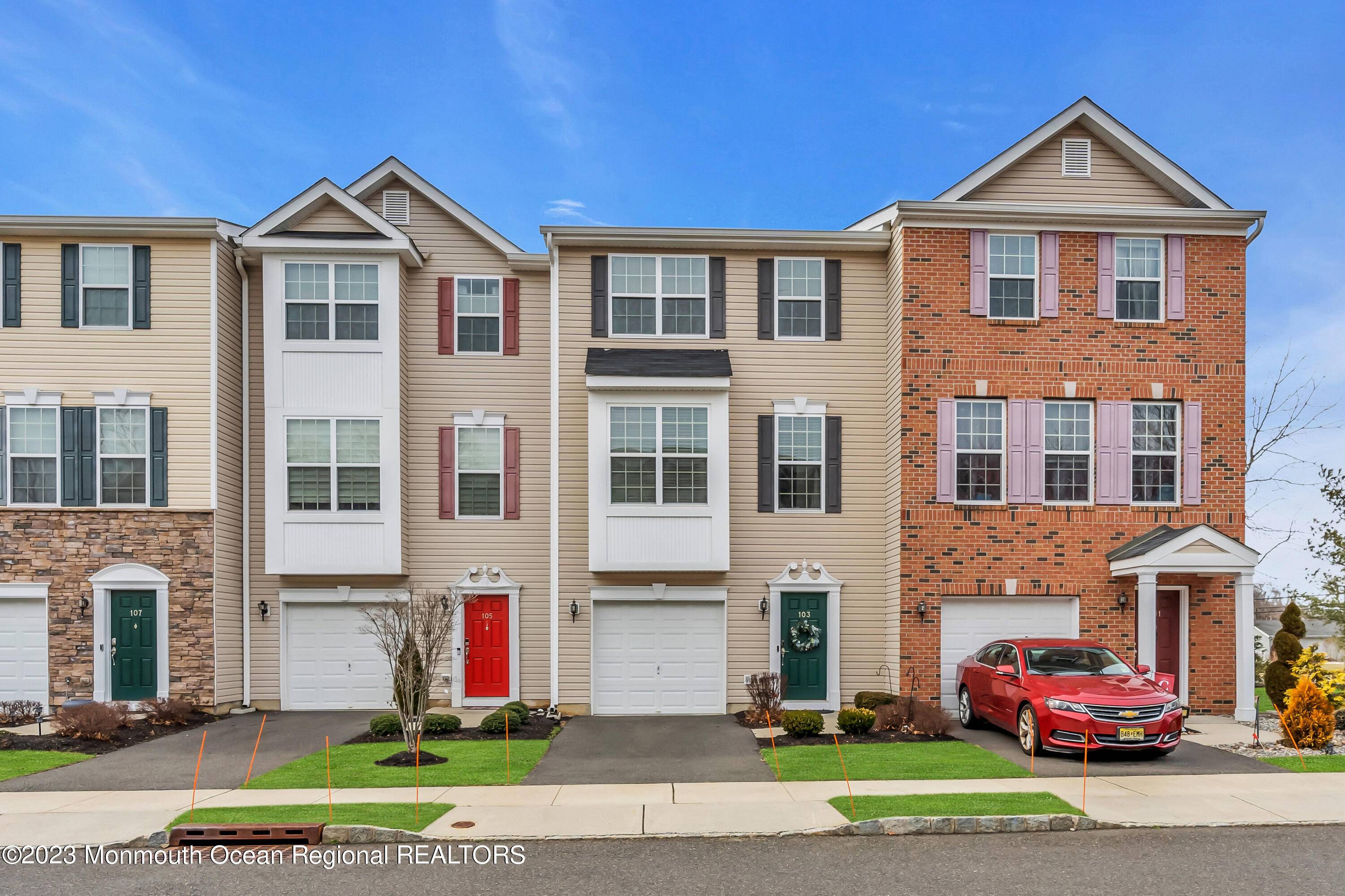 103 Warbler Way #1000, Freehold, NJ 07728