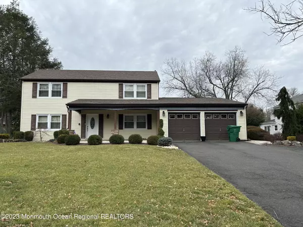 11 Wabash Road, Marlboro, NJ 07746