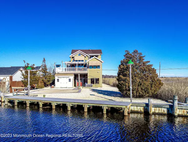 611 Cedar Run Dock Road, West Creek, NJ 08092