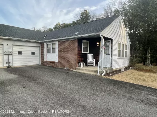 42 Stonybrook Road #62, Whiting, NJ 08759