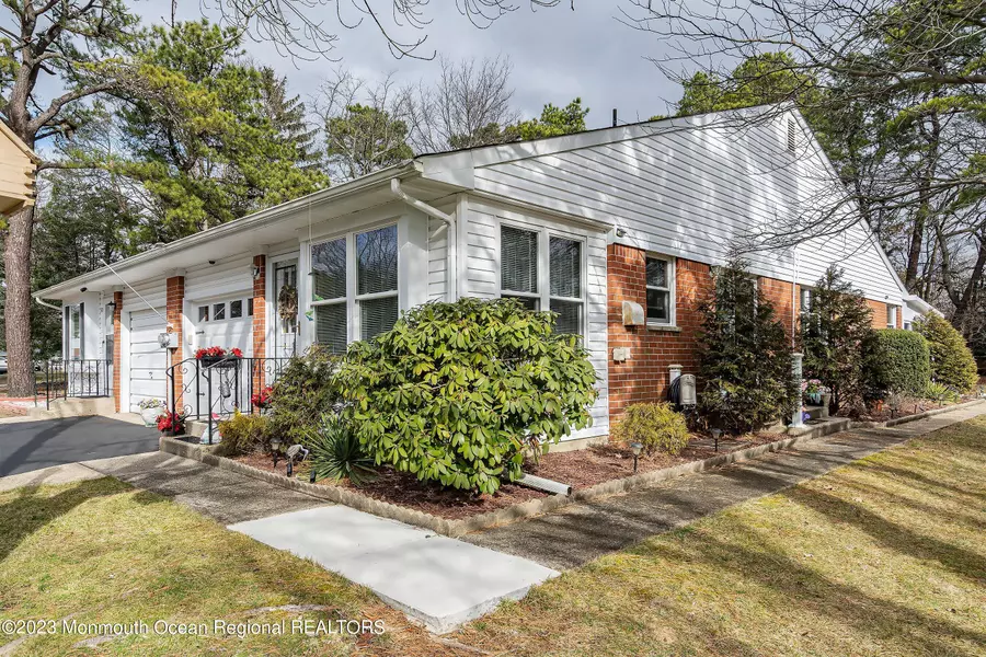 5 Homestead Drive #B, Whiting, NJ 08759