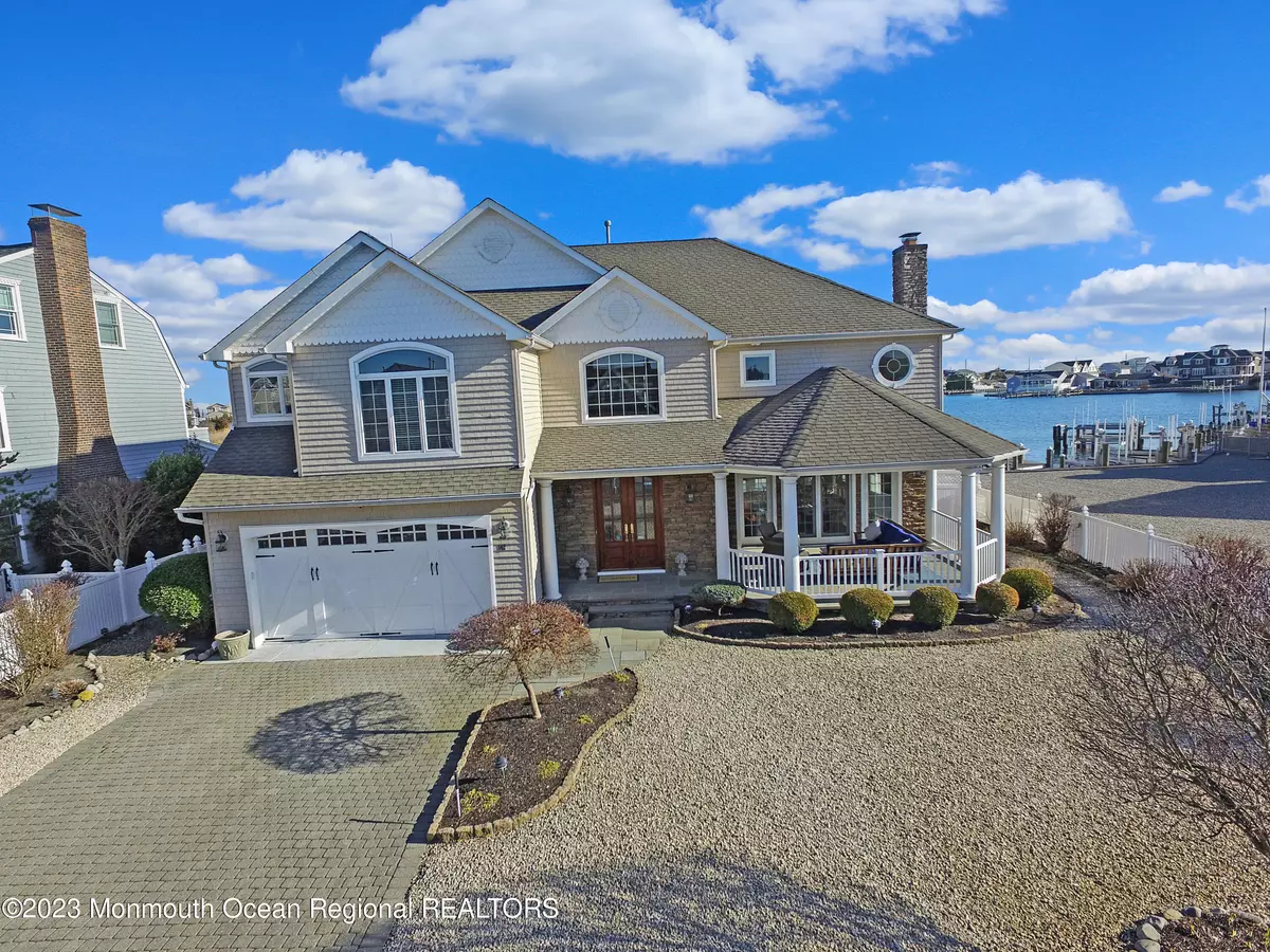 Mantoloking, NJ 08738,142 Squan Beach Drive