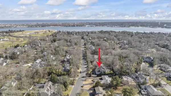 Brielle, NJ 08730,631 Holly Hill Drive