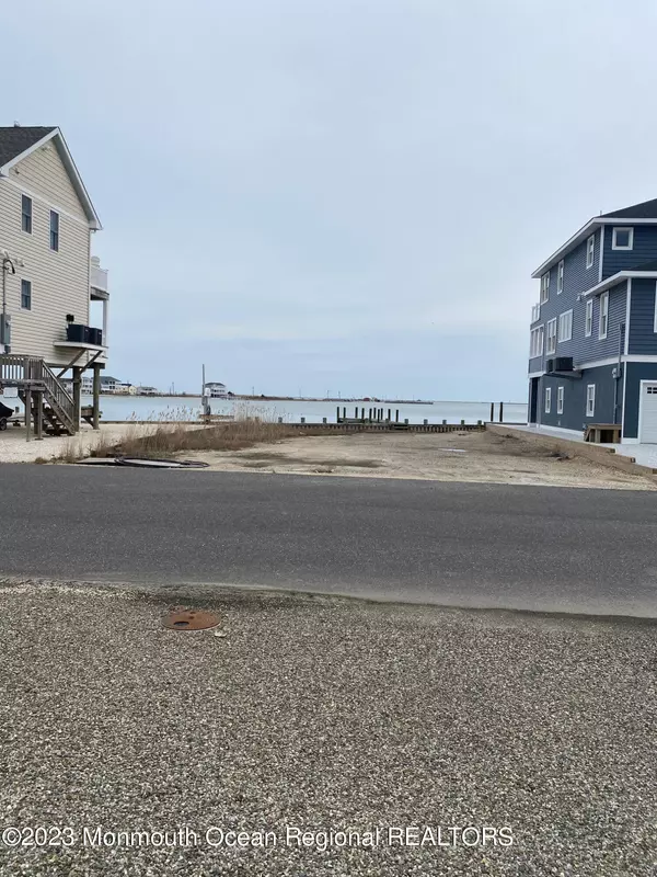 Tuckerton, NJ 08087,58 Parker Road