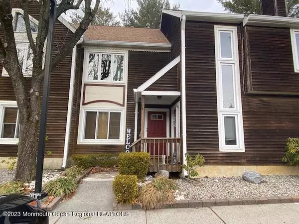 Atlantic Highlands, NJ 07716,1 Central Avenue #3