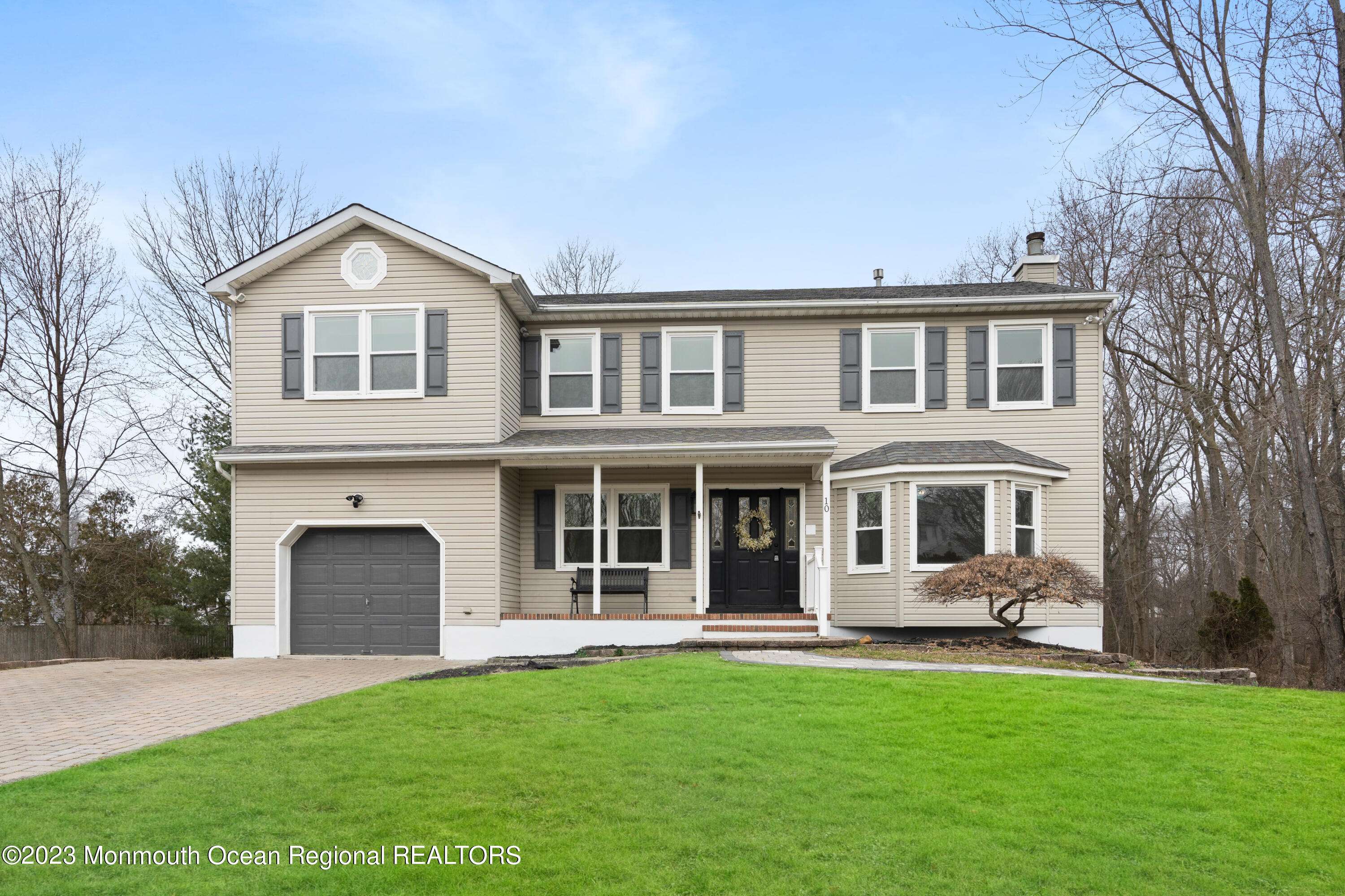 Hazlet, NJ 07730,10 Windsor Court