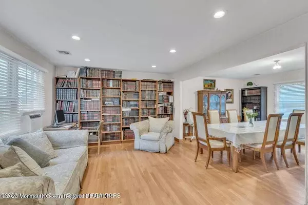 Lakewood, NJ 08701,76 E 9th Street