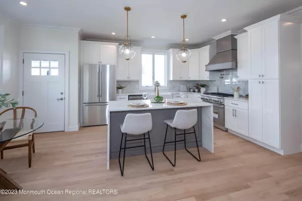 Fair Haven, NJ 07704,32 Fisk Street