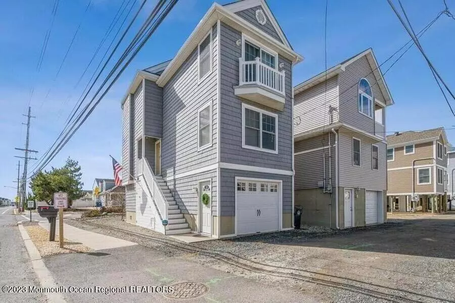 7 W Marion Street #4, Mantoloking, NJ 08738