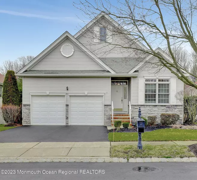 9 Londonberry Drive, Holmdel, NJ 07733