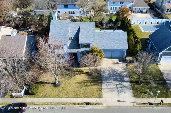 Brielle, NJ 08730,20 Lebanon Drive