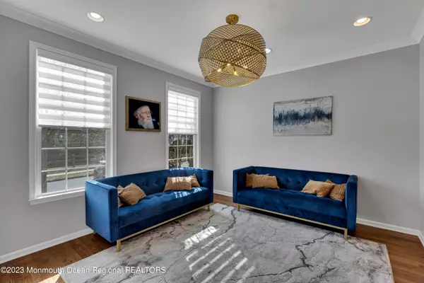 Lakewood, NJ 08701,36 Eagle Lane