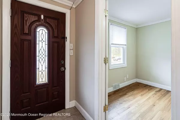 Holmdel, NJ 07733,430 Everett Road