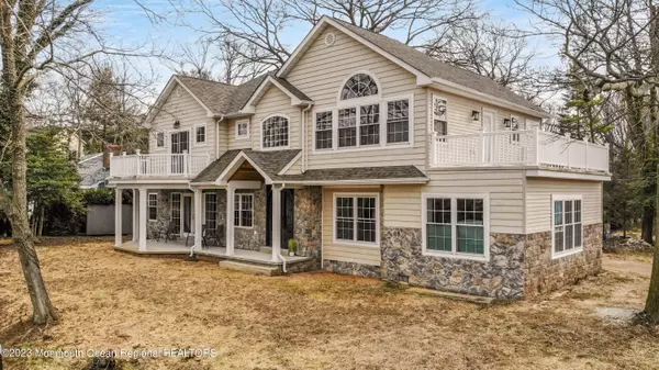 225 Ocean Boulevard, Atlantic Highlands, NJ 07716