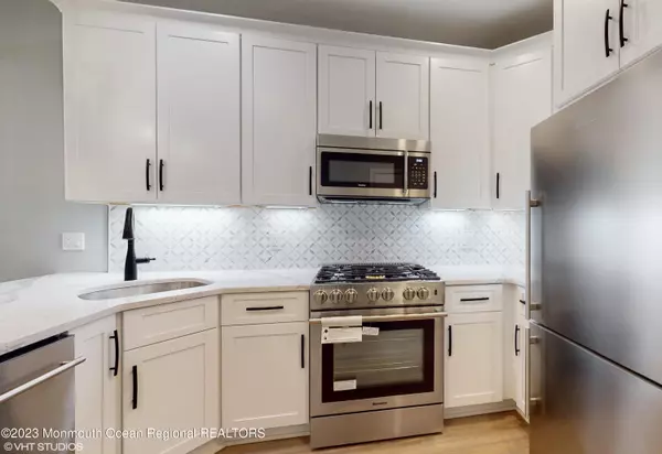 Hoboken, NJ 07030,406 Madison Street #4R