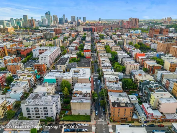 Hoboken, NJ 07030,406 Madison Street #4R