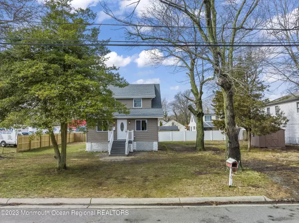 North Middletown, NJ 07748,40 Vineyard Avenue