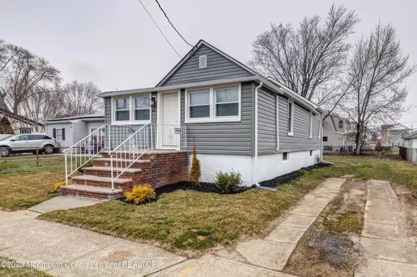 North Middletown, NJ 07748,25 Monmouth Avenue