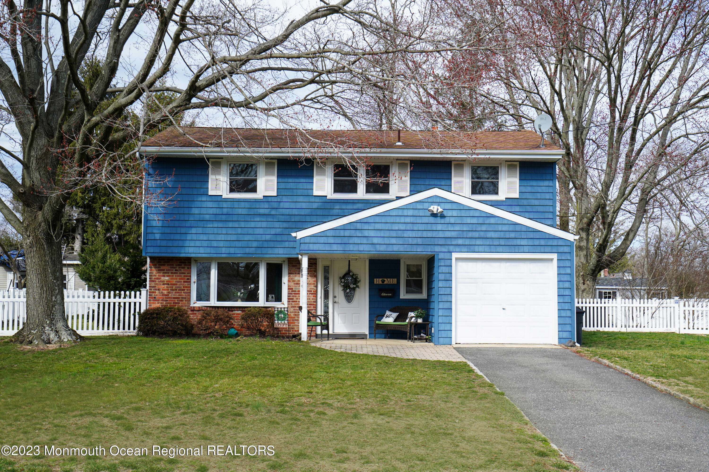11 Sylvia Terrace, New Monmouth, NJ 07748