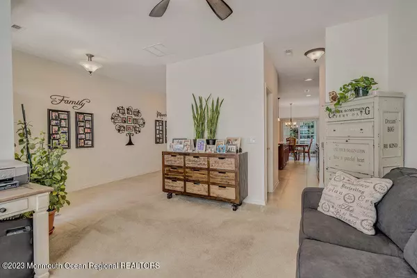 Lakewood, NJ 08701,101 Eagle Ridge Circle