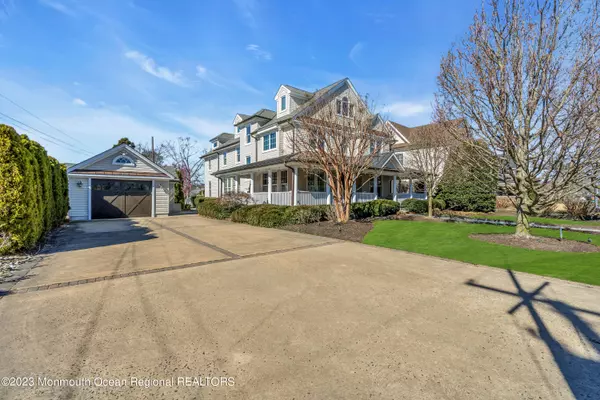 Spring Lake, NJ 07762,2107 4th Avenue