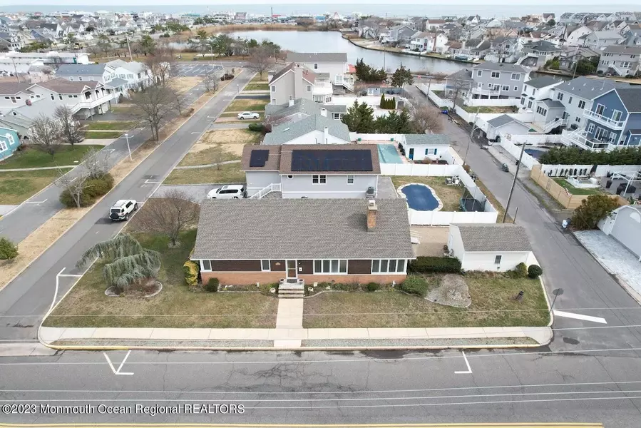 214 Laurel Court, Point Pleasant Beach, NJ 08742