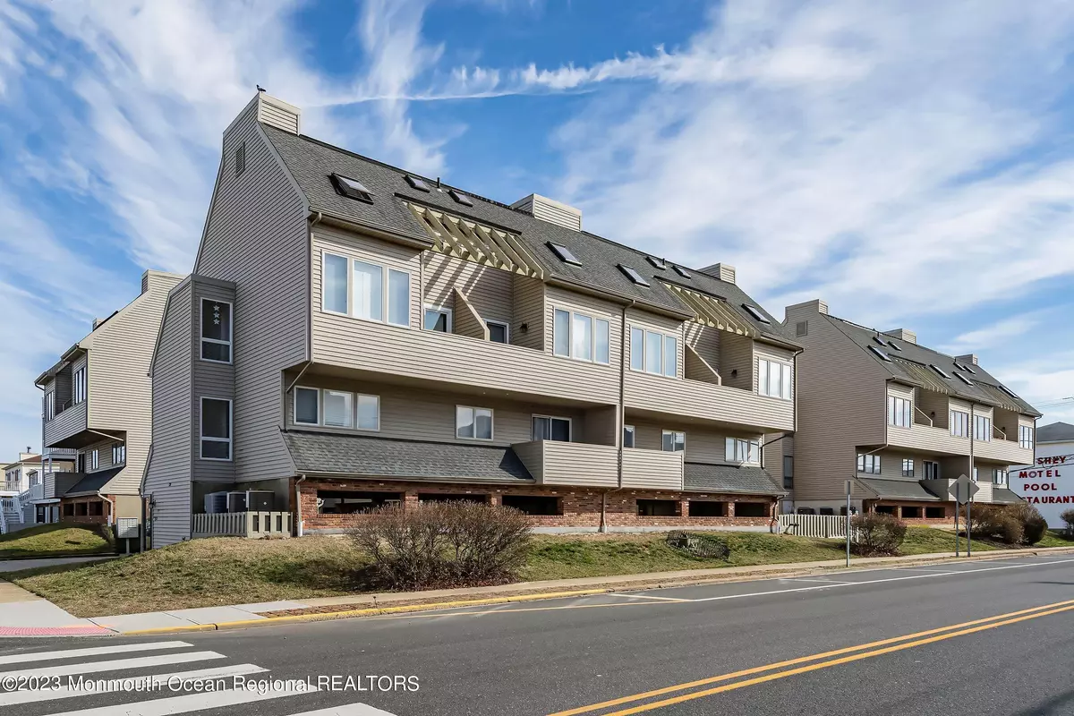 Seaside Heights, NJ 08751,131 Hiering Avenue #B10