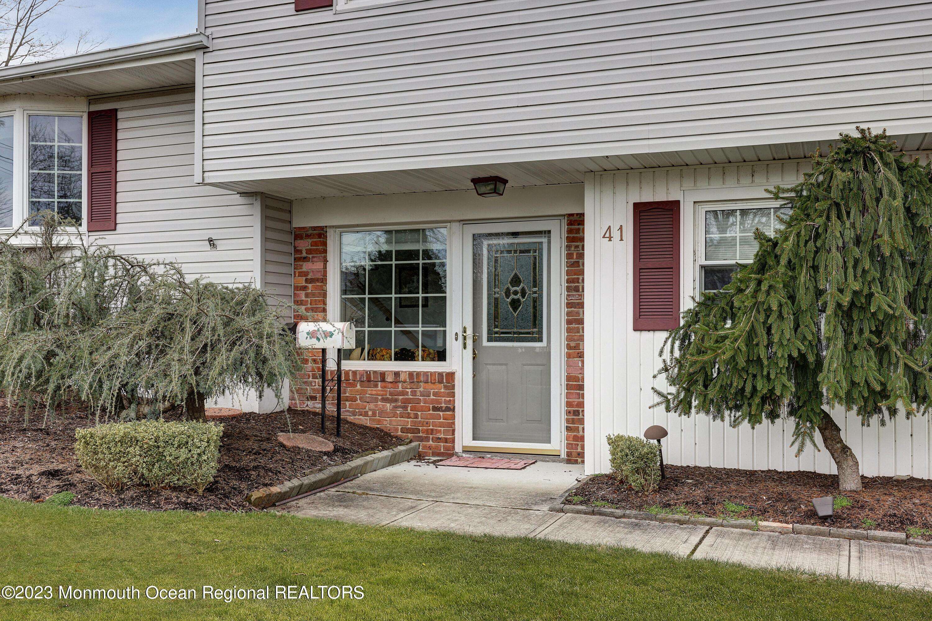 Red Bank, NJ 07701,41 Sherwood Road