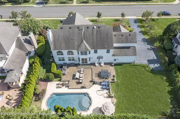 15 Eaton Place, Ocean Twp, NJ 07712