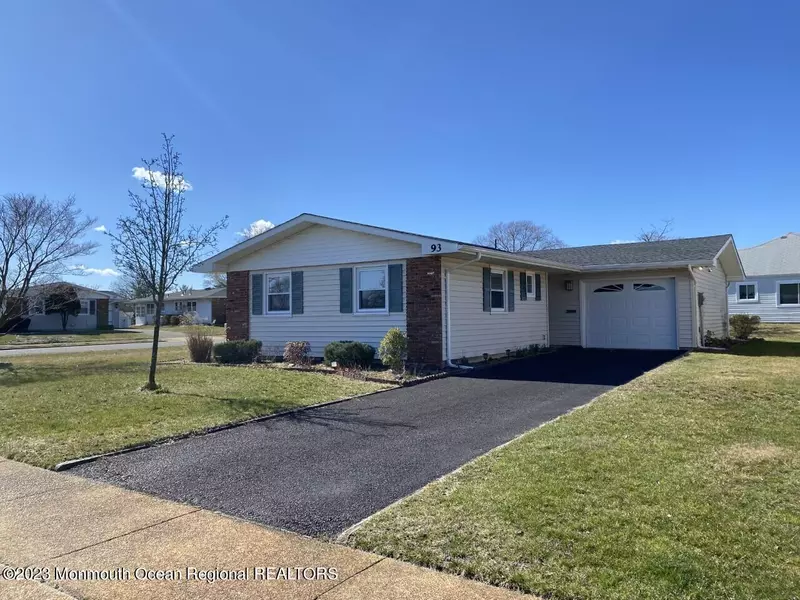 93 Clay Circle, Brick, NJ 08724