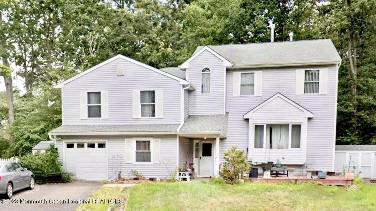 Howell, NJ 07731,10 Kettle Court