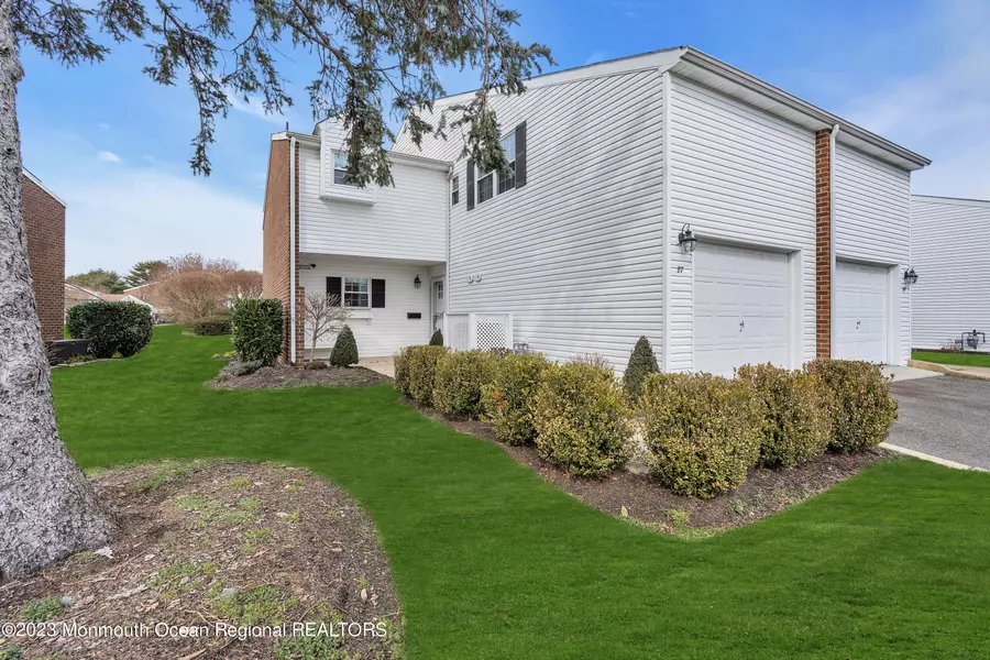 87 Walnut Drive, Spring Lake Heights, NJ 07762