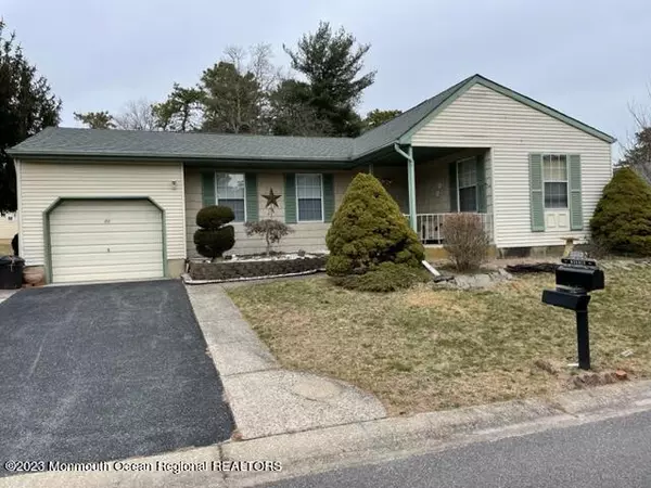 Whiting, NJ 08759,10 Penwood Drive