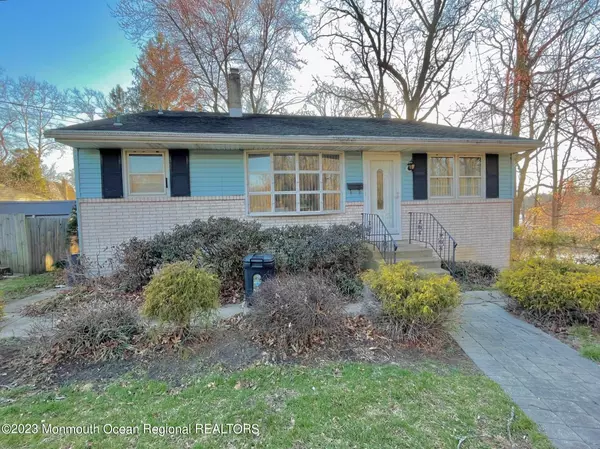 209 Holly Avenue, Runnemede, NJ 08078